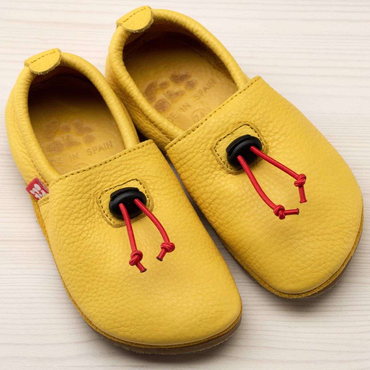 toksicitet svulst Bitterhed Leather slippers Cordel yellow 20-34 | POLOLO – ökologische Kinderschuhe