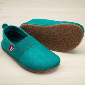 pololo-nos-barefoot-street shoe-elastico-tpr-sole-turquoise-side